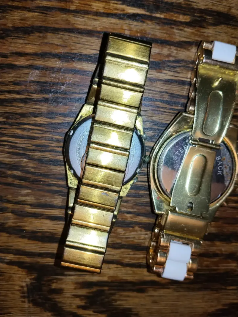 Set de 4 relojes dorados para hombre - 5