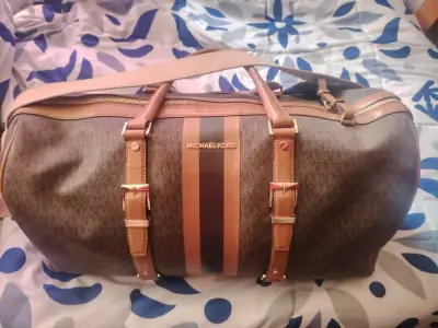 Bolso de viaje Michael Kors marrón elegante - miniatura 3