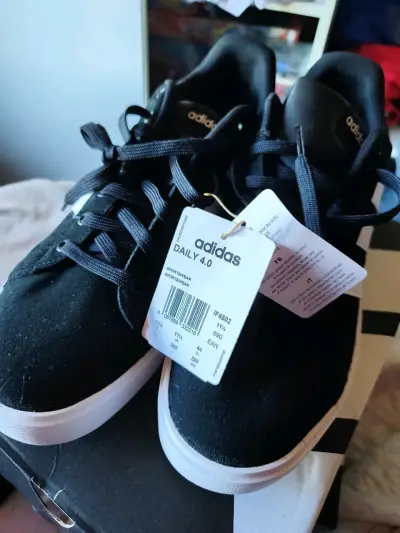 Zapatillas Adidas Daily 4.0 Negras - miniatura 1