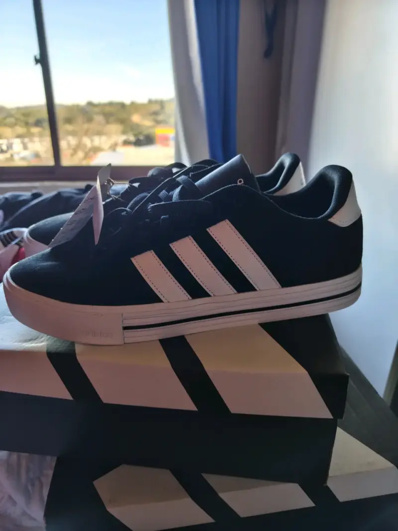 Zapatillas Adidas Daily 4.0 Negras - 2