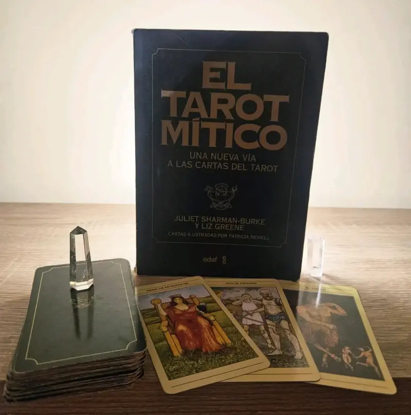 Set de Cartas El Tarot Mítico con Guía - 2