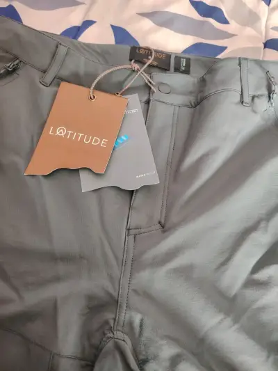 Pantalones outdoor grises Latitude con bolsillos - miniatura 2