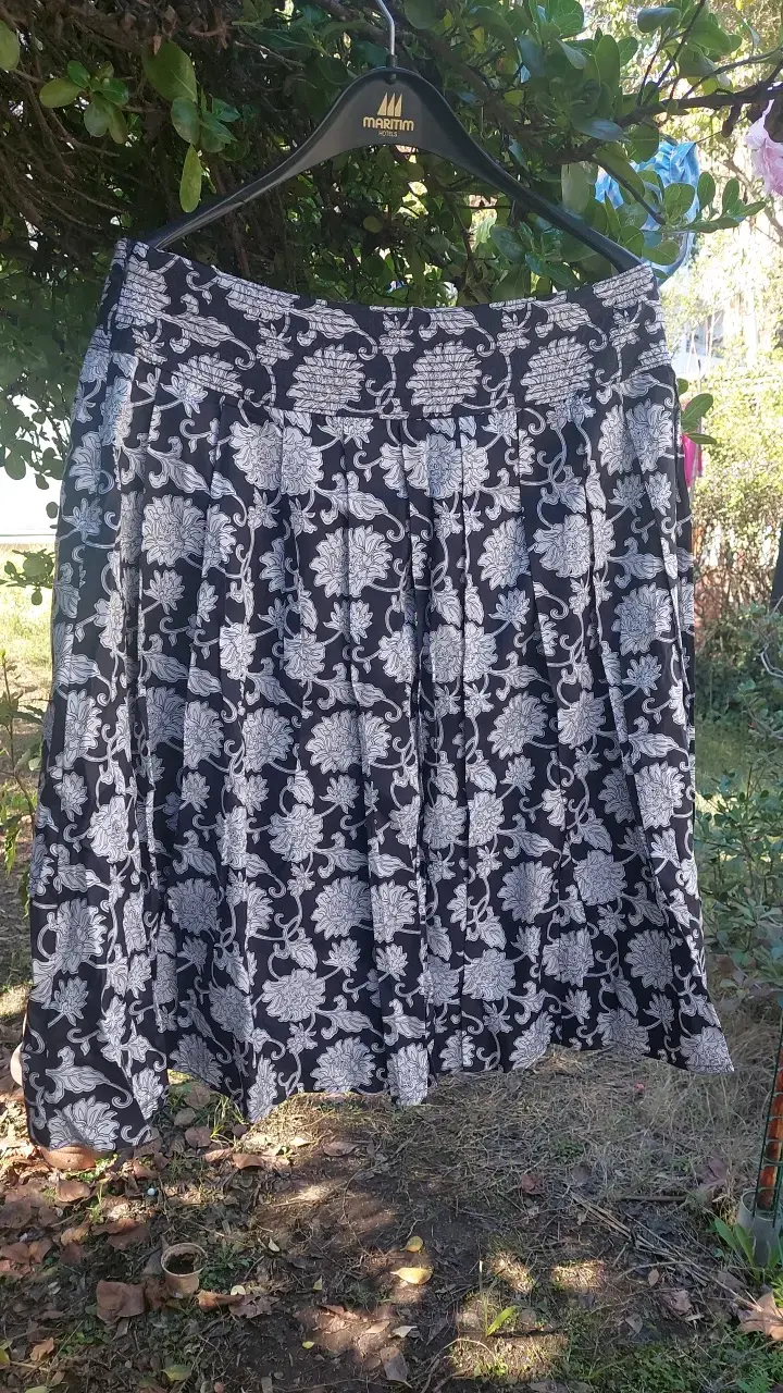 Falda estampada floral Liz Claiborne - 1