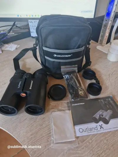 Binoculares Celestron Outland X con Estuche - miniatura 5