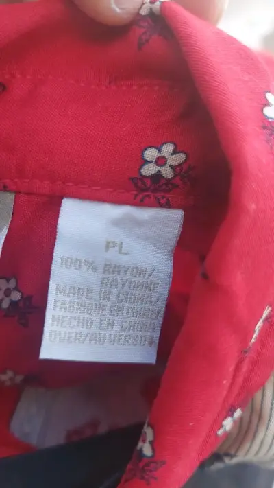 Blusa roja floral Liz Claiborne - miniatura 5