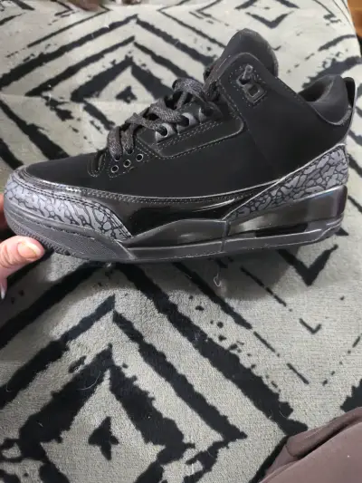 Zapatillas deportivas negras de hombre con diseño moderno - miniatura 1