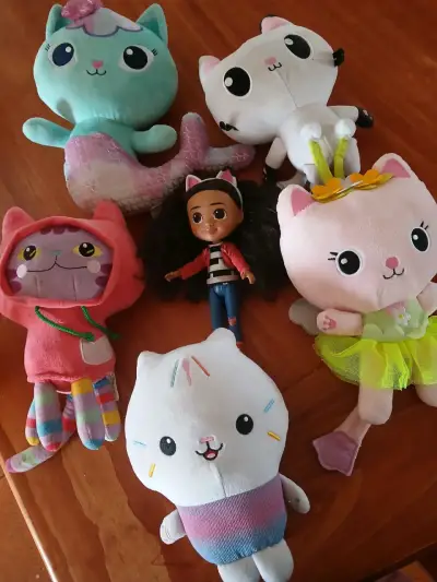 Lote peluches de la casa de muñecas de Gabby - miniatura 1