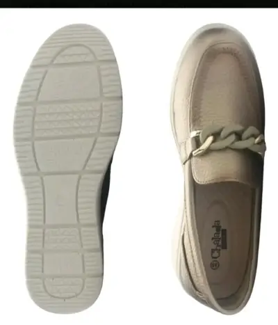 Zapatos dorados de mujer con plataforma cómoda - miniatura 2