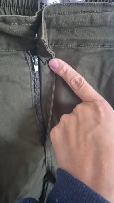 Pantalones verdes de mujer con cintura elástica - miniatura 3