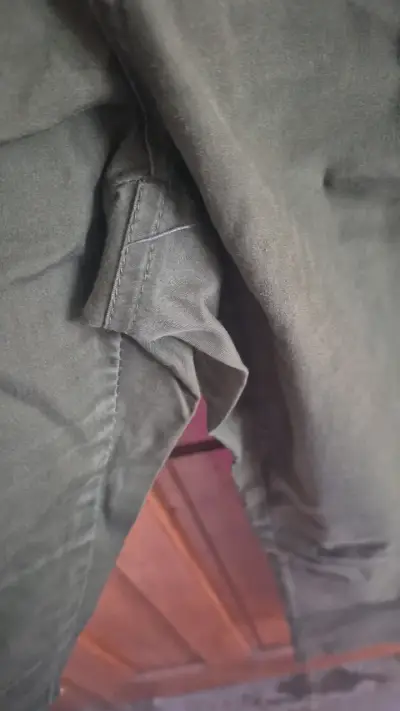 Pantalones verdes de mujer con cintura elástica - miniatura 4