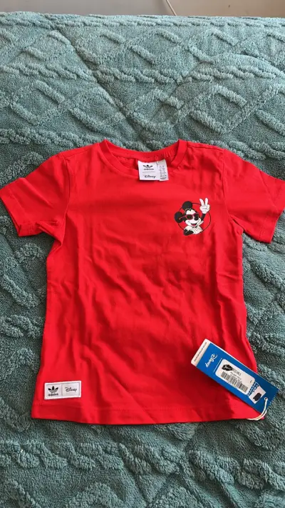 Polera roja infantil Adidas Disney Mickey - miniatura 1