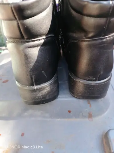Botines de cuero negro con cierre lateral - miniatura 3