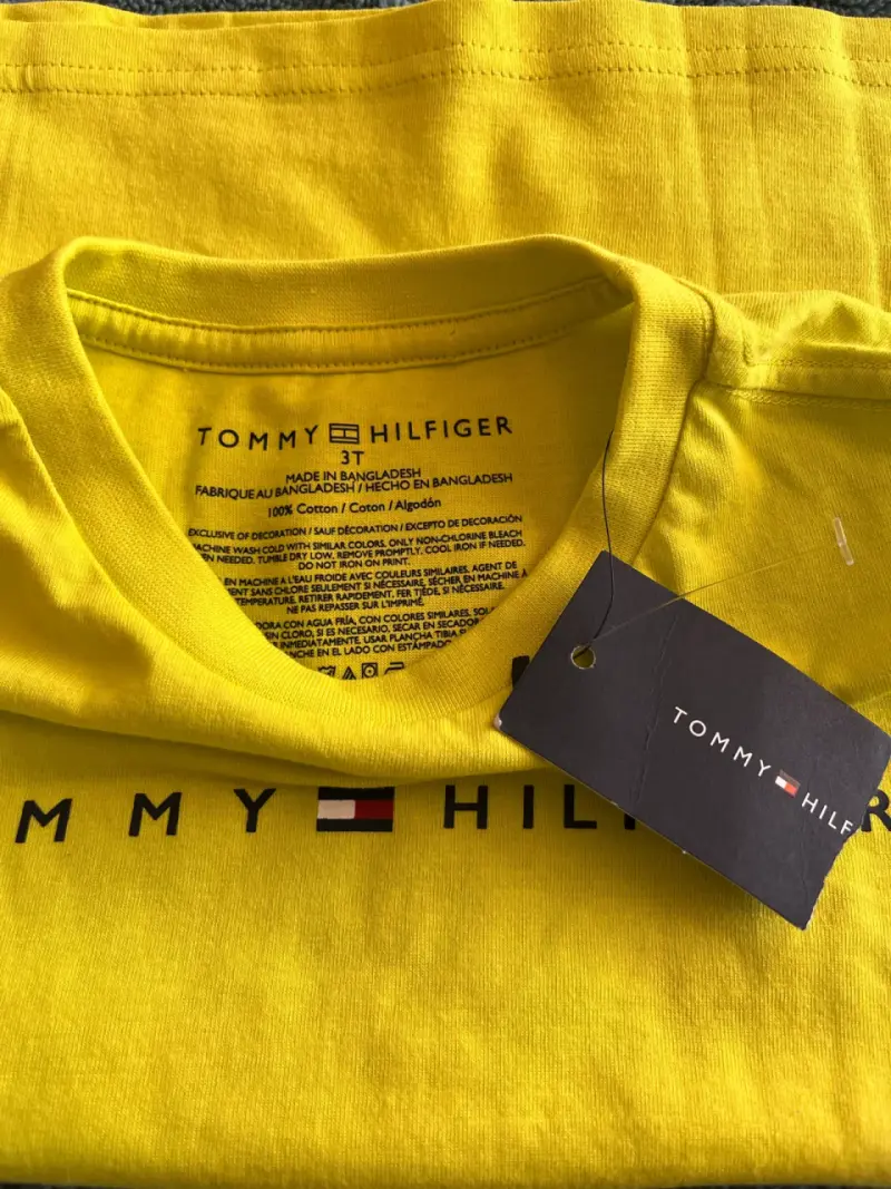 Polera amarilla Tommy Hilfiger para niños - 2