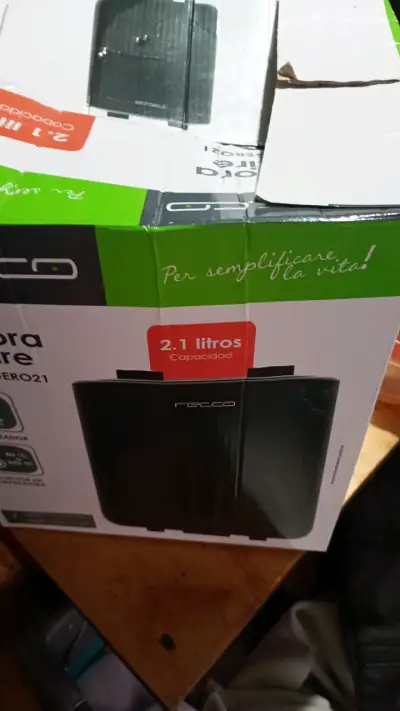 Freidora de aire Recco 2.1 litros - miniatura 2
