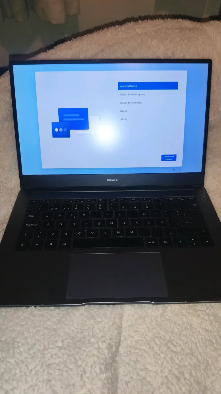 Laptop Huawei MateBook en buen estado - 1