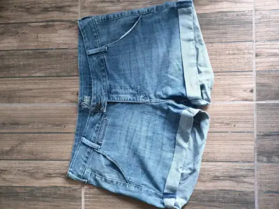 Shorts de mezclilla para mujer estilo casual - miniatura 1