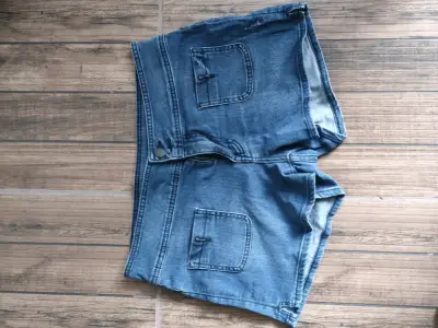 Shorts de mezclilla para mujer estilo casual - miniatura 2