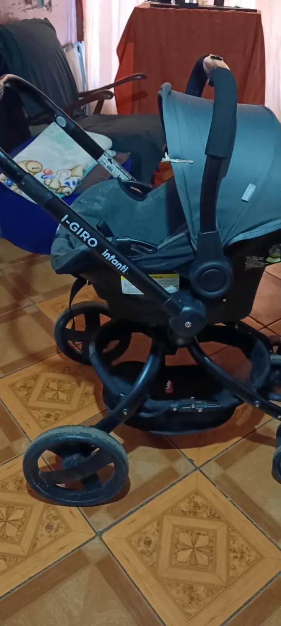 Coche de bebé Infanti I-Giro en buen estado - 1