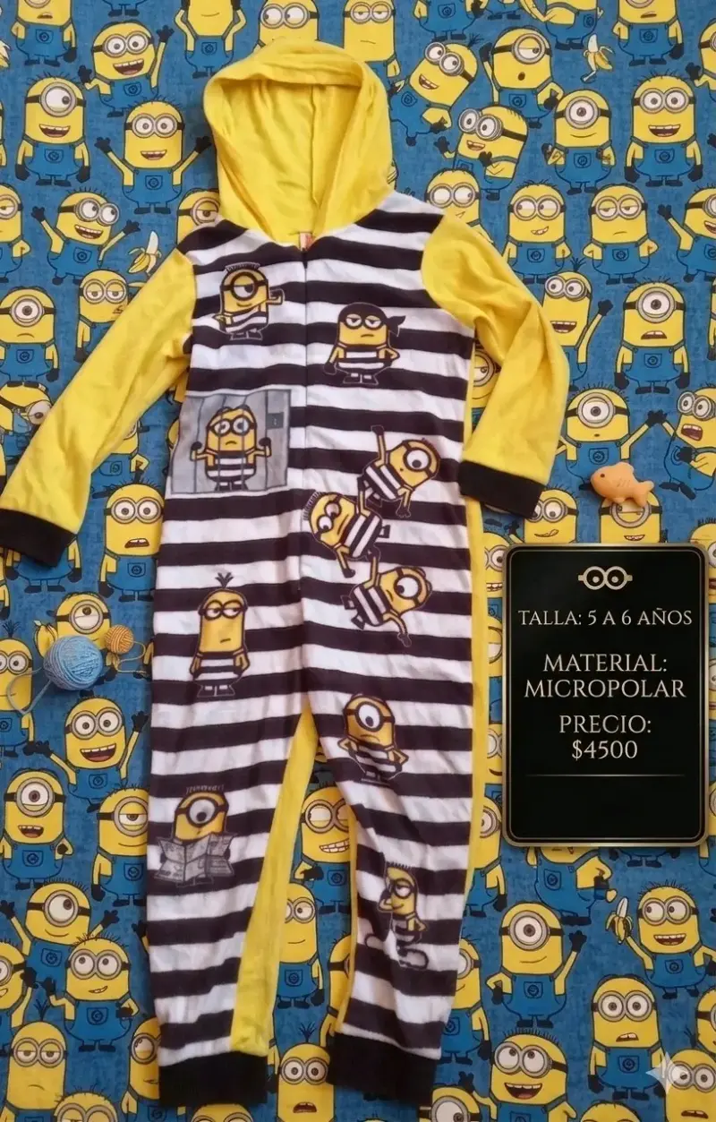 Pijama infantil Minions micropolar 5 a 6 años