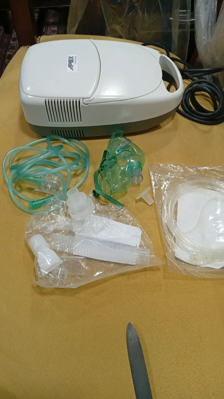 Nebulizador Compresor Apex MiniCare con Accesorios - 4