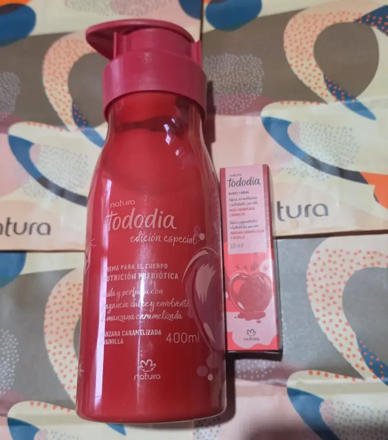 Kit Crema corporal Natura Todo dia +bálsamo labial