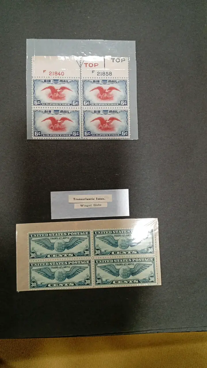 Álbum de Estampillas con Colección Variada - 6
