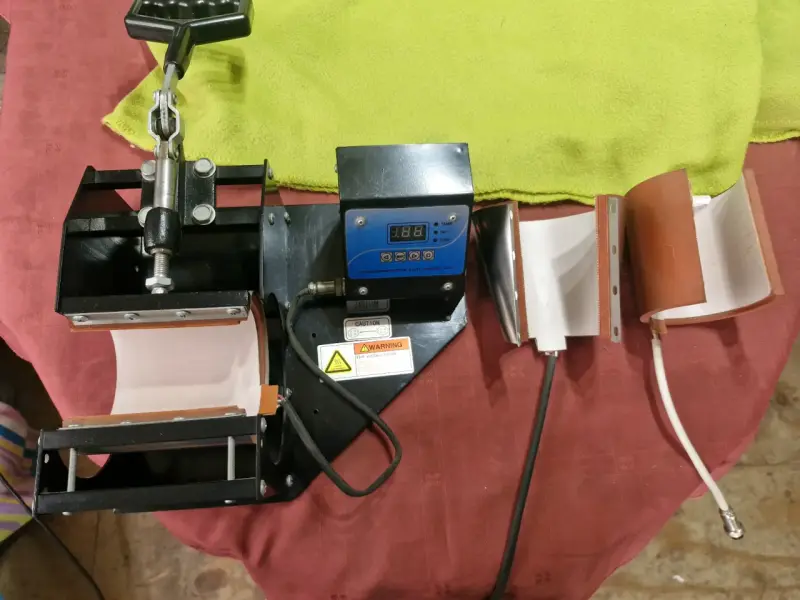 Prensa térmica para tazas con control digital - 3