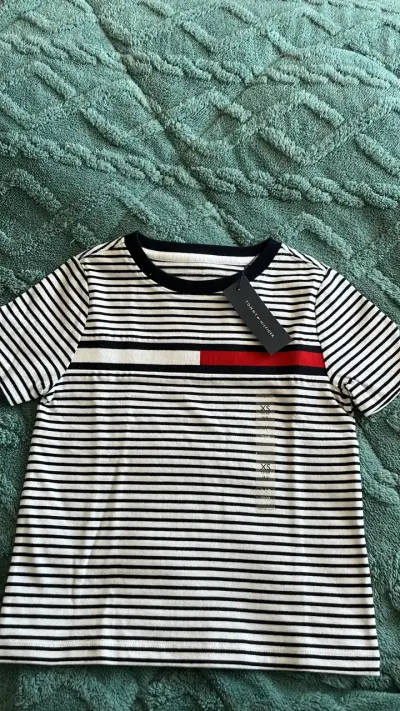 Polera a rayas Tommy Hilfiger para niño - miniatura 1