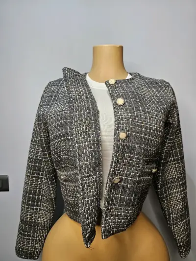 Chaqueta de tweed gris con botones dorados - miniatura 2