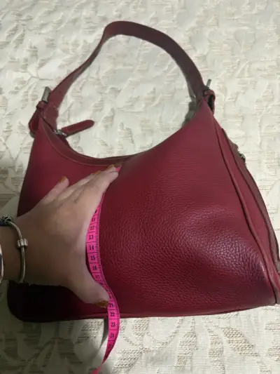 Cartera de cuero roja con correa ajustable - miniatura 5