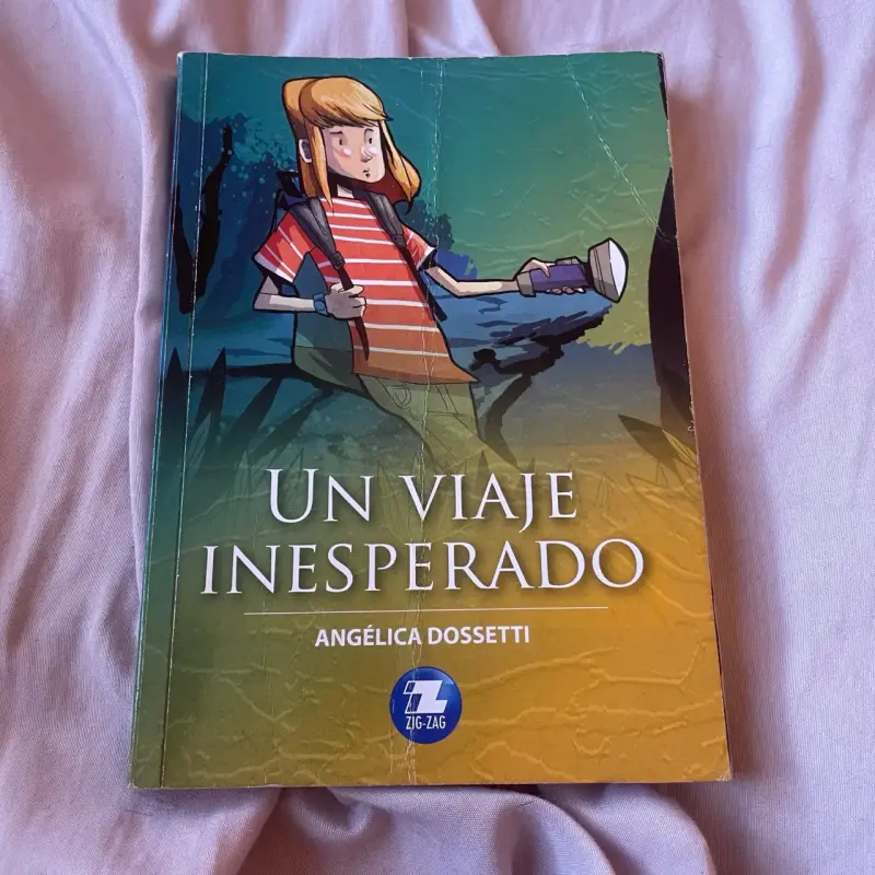 Libro 'Un Viaje Inesperado' de Angélica Dossetti - 1