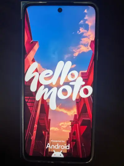 Smartphone Motorola Moto G35 5G nuevo - miniatura 2
