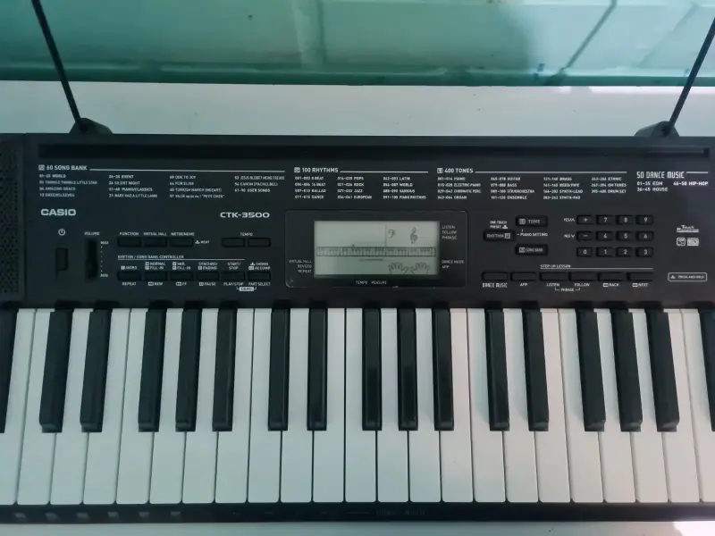 Teclado Casio CTK-3500 con adaptador - 3