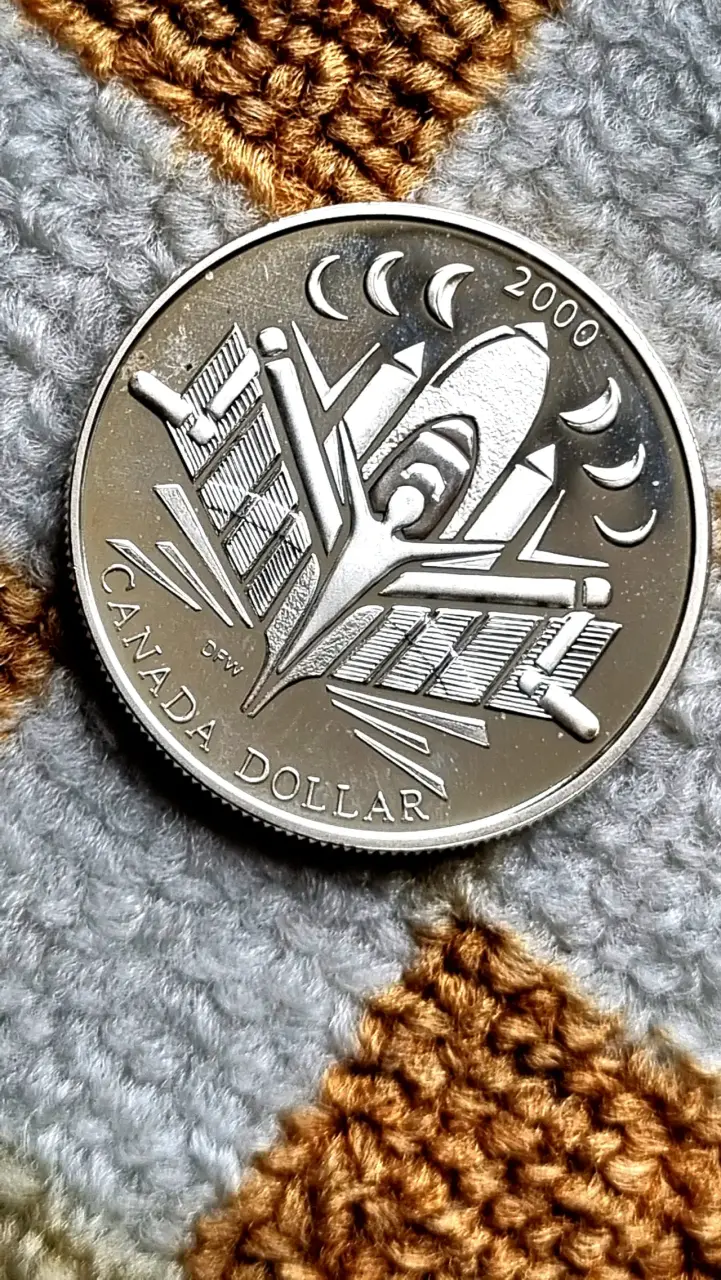 Dólar canadiense de Plata. Moneda polaca. - 2