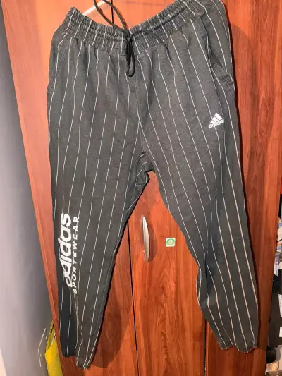 Pantalones deportivos Adidas rayados negros - miniatura 1