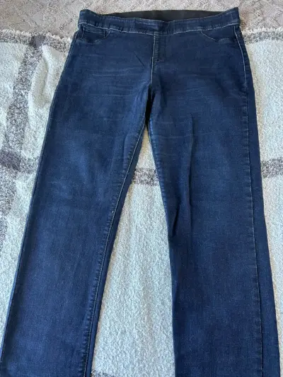 Jeans azul oscuro para mujer - miniatura 1