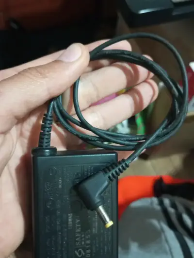 Adaptador de corriente Sony PSP 5V 1500mA - miniatura 3