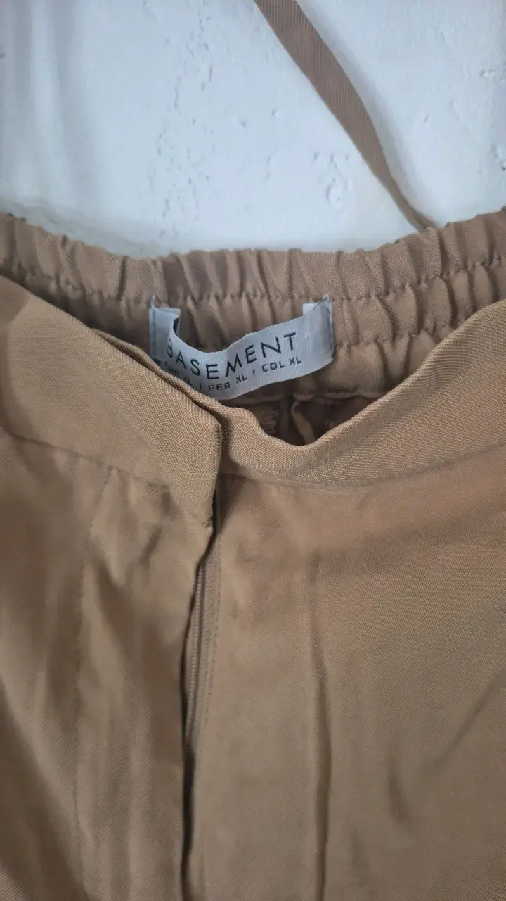 Pantalones beige Basement para mujer - 2