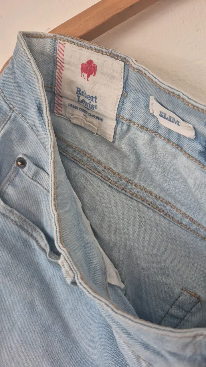 Shorts de mezclilla azul claro Robert Lewis - 2
