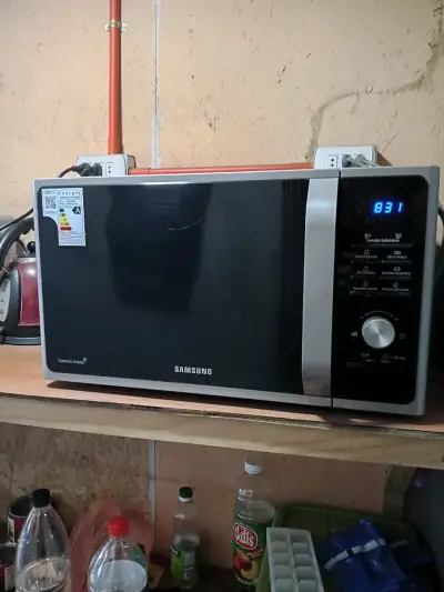 Microondas Samsung con interior cerámico - miniatura 4