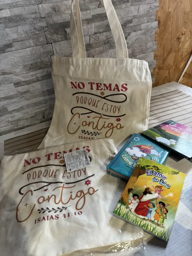 Kit Esencial para Devocional con Biblia y Bolsa - 3