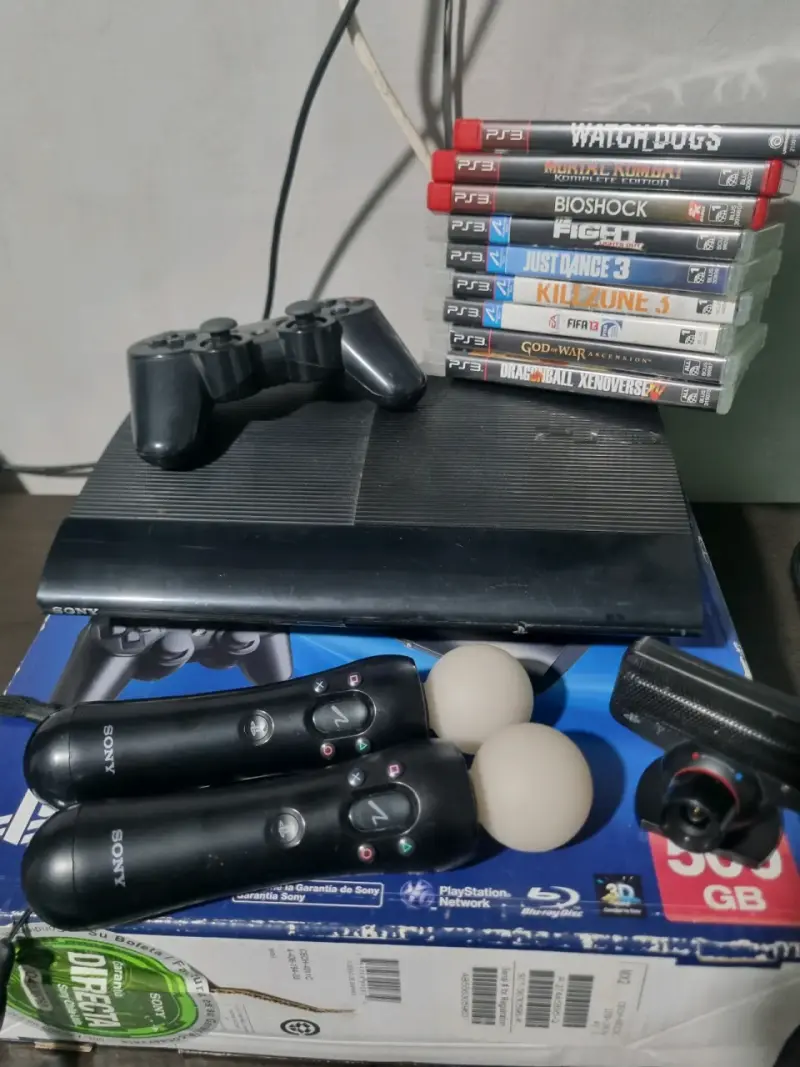 Consola PS3 con juegos y accesorios