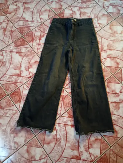 Jeans de Mujer Azul con Detalles Desgastados - miniatura 2