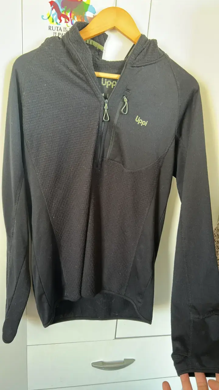 Polerón negro con capucha Lippi para hombre - 1