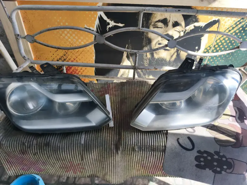 Faro delanteros Volkswagen Amarok - 3