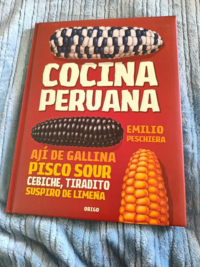 Libro Cocina Peruana Emilio Peschiera