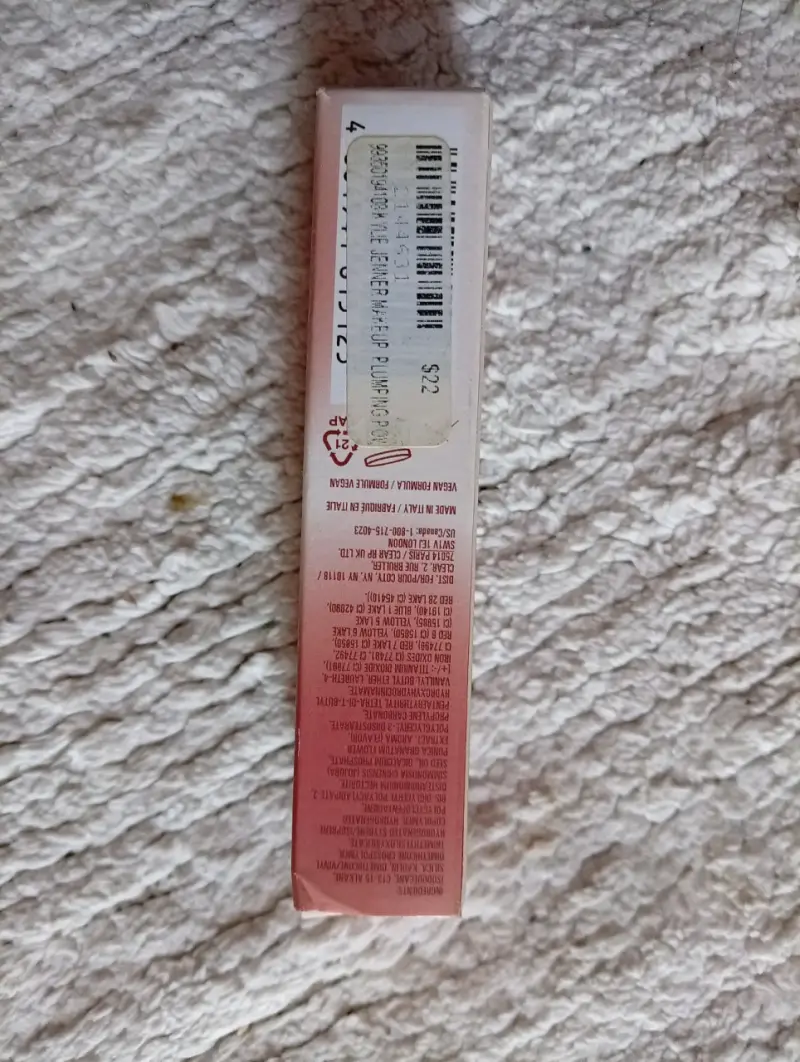 Labial Mate Kylie Cosmetics Plumping Powder - 2