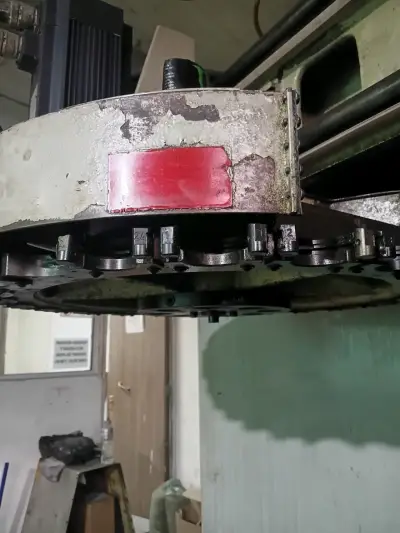 Centro de mecanizado CNC VMC1050 Tree ZPS - miniatura 3