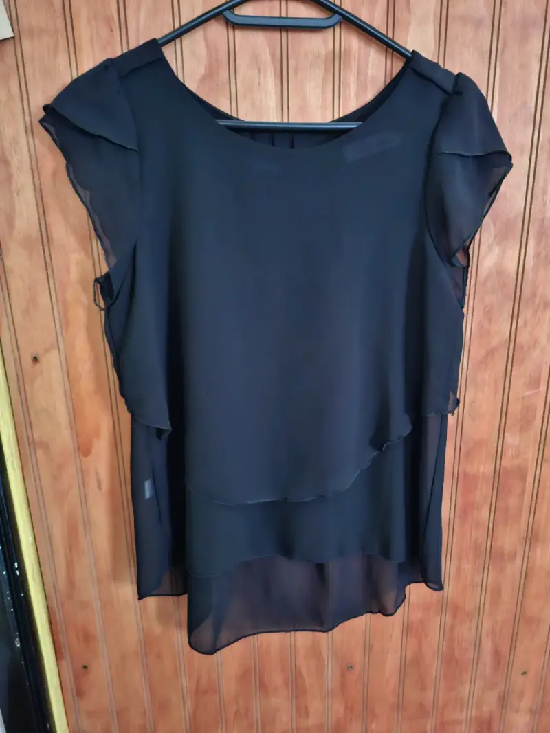Blusa de gasa negra con lentejuelas - 2