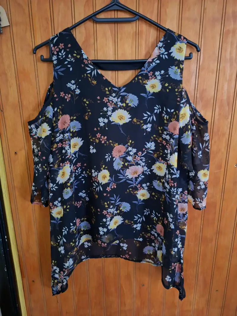 Blusa de gasa negra con lentejuelas - 6